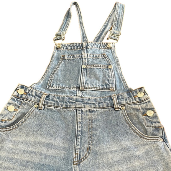 Forever 21 jean overalls, size XS, adjustable straps . In good condition - Picture 1 of 7